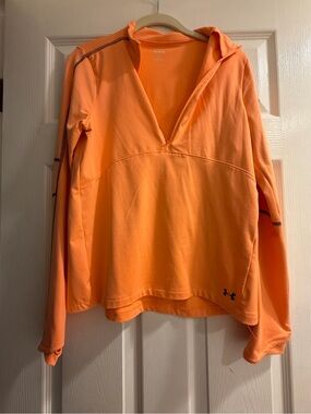 Under Armour Women's Orange V-Neck Half-Zip Pullover